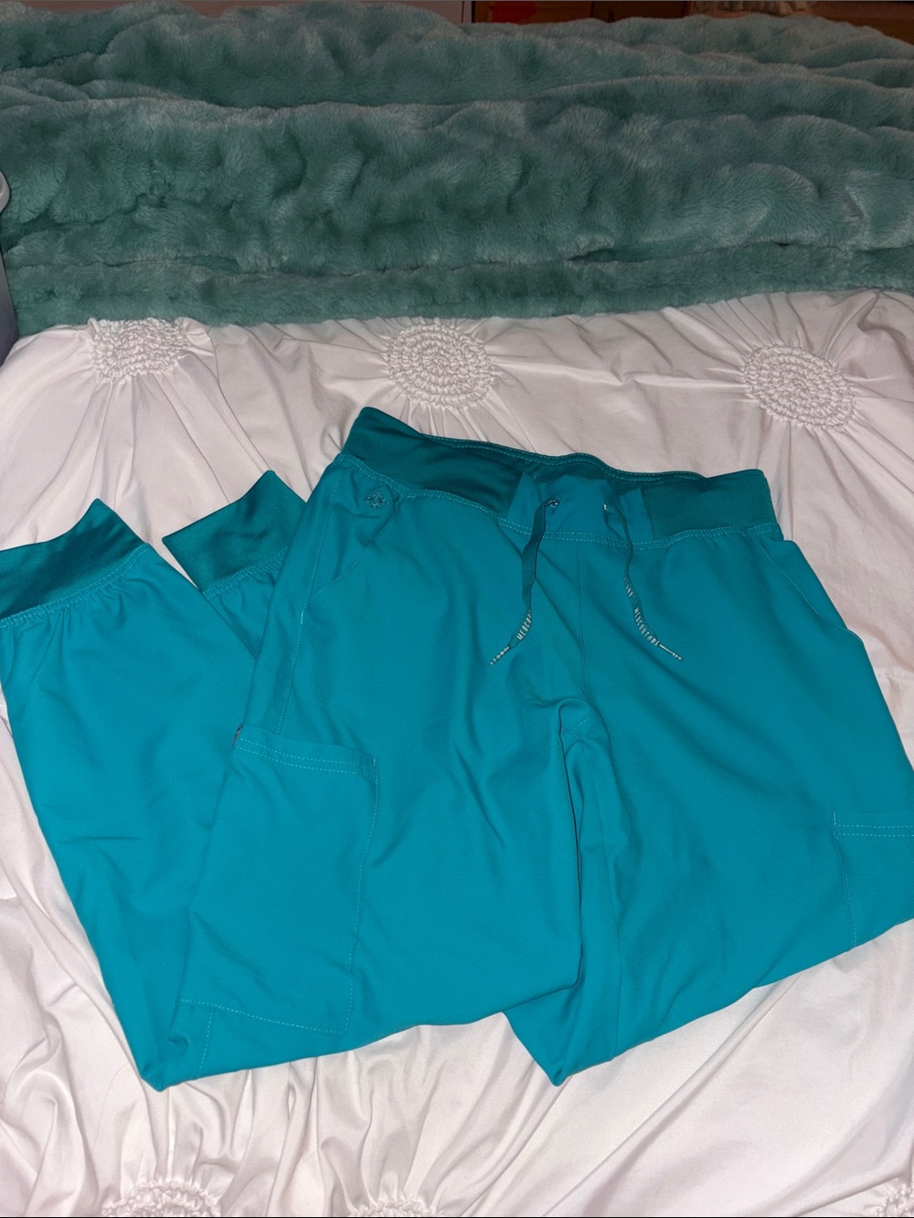 Women’s Insight scrub pants
